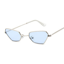 Load image into Gallery viewer, vintage black sunglasses
