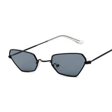 Load image into Gallery viewer, vintage black sunglasses