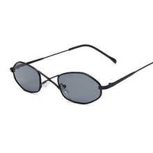 Load image into Gallery viewer, black oval woman sunglasses